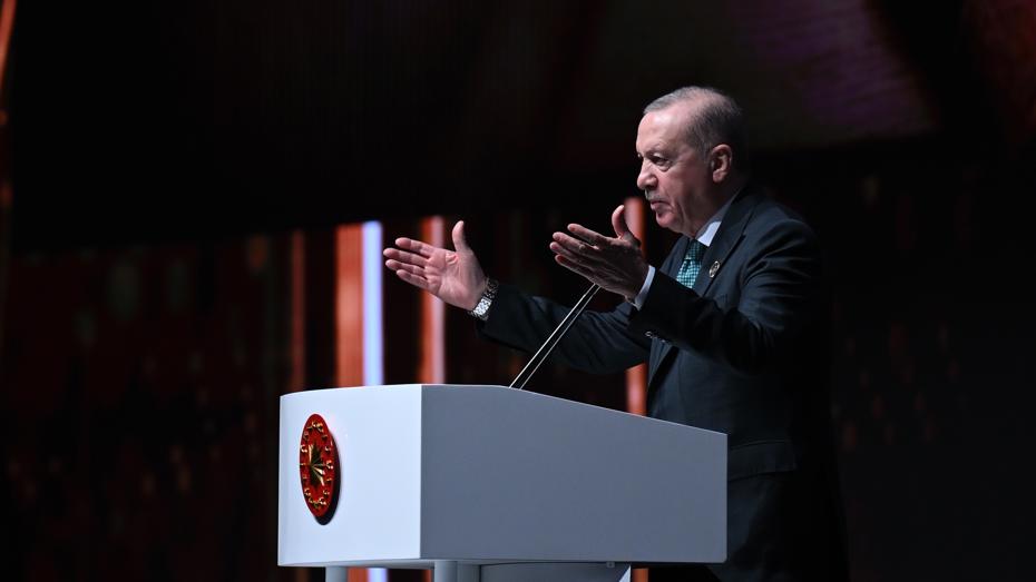 Cumhurbaşkanı Erdoğan’ın konuşması üç dilde kitaplaştırıldı