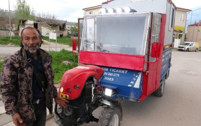 BU ARACI GÖREN DÖNÜP BİR DAHA BAKIYOR
